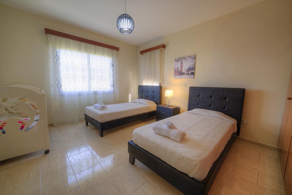 Villa Paradise 파포스 객실 사진
